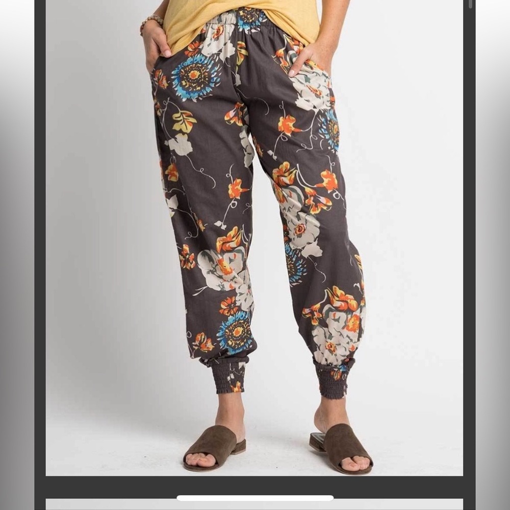 Fun casual light weight pant